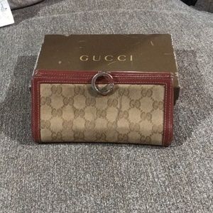 Gucci wallet